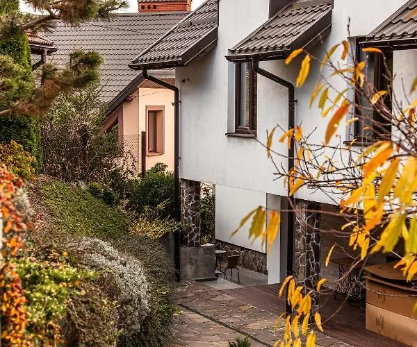 Crocus Nocleg ze śniadaniem Lwów