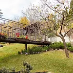 Crocus Bed & Breakfast