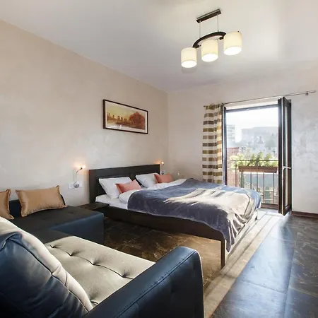 Crocus Bed & Breakfast 4*