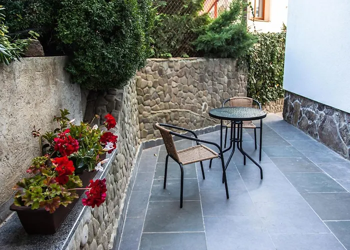 Crocus Frühstückspension Lemberg